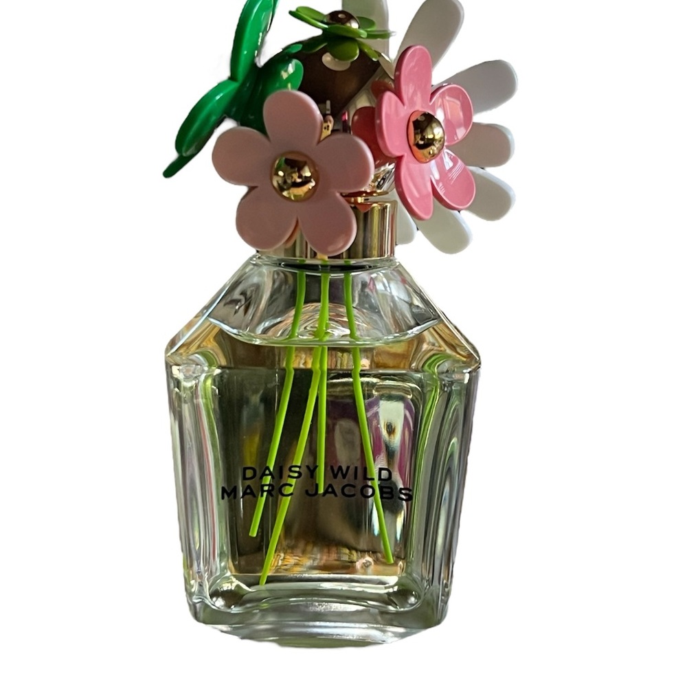 Daisy Wild Marc Jacobs